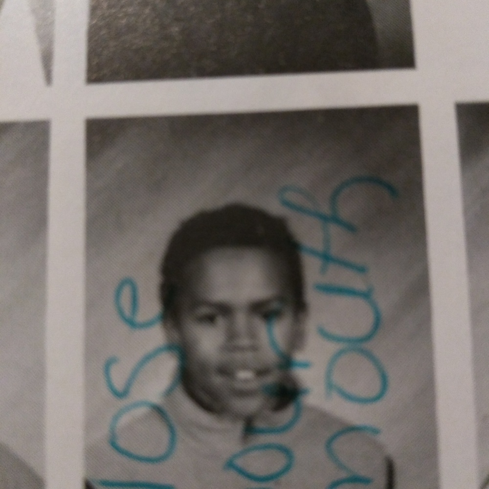 Yearbook w/ Christopher browns picture the rappe